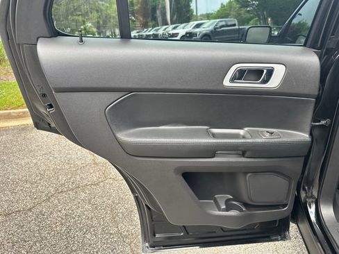 Used 2014 Ford Explorer Limited w/ Equipment Group 302A FWD image 22