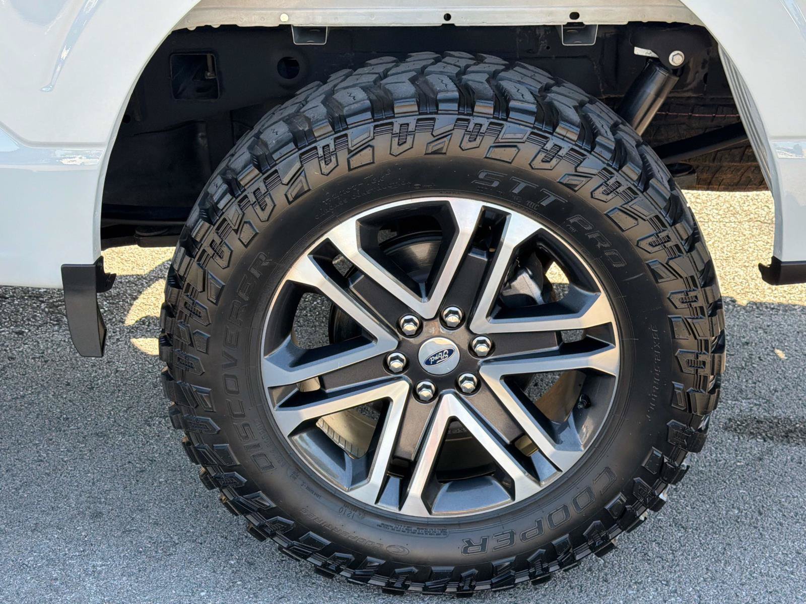 Used 2023 Ford F150 XL w/ STX Appearance Package AWD/4WD image 16