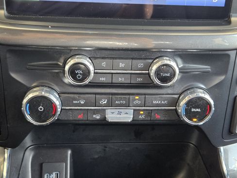 Used 2022 Ford F150 XLT w/ Equipment Group 302A High AWD/4WD image 14