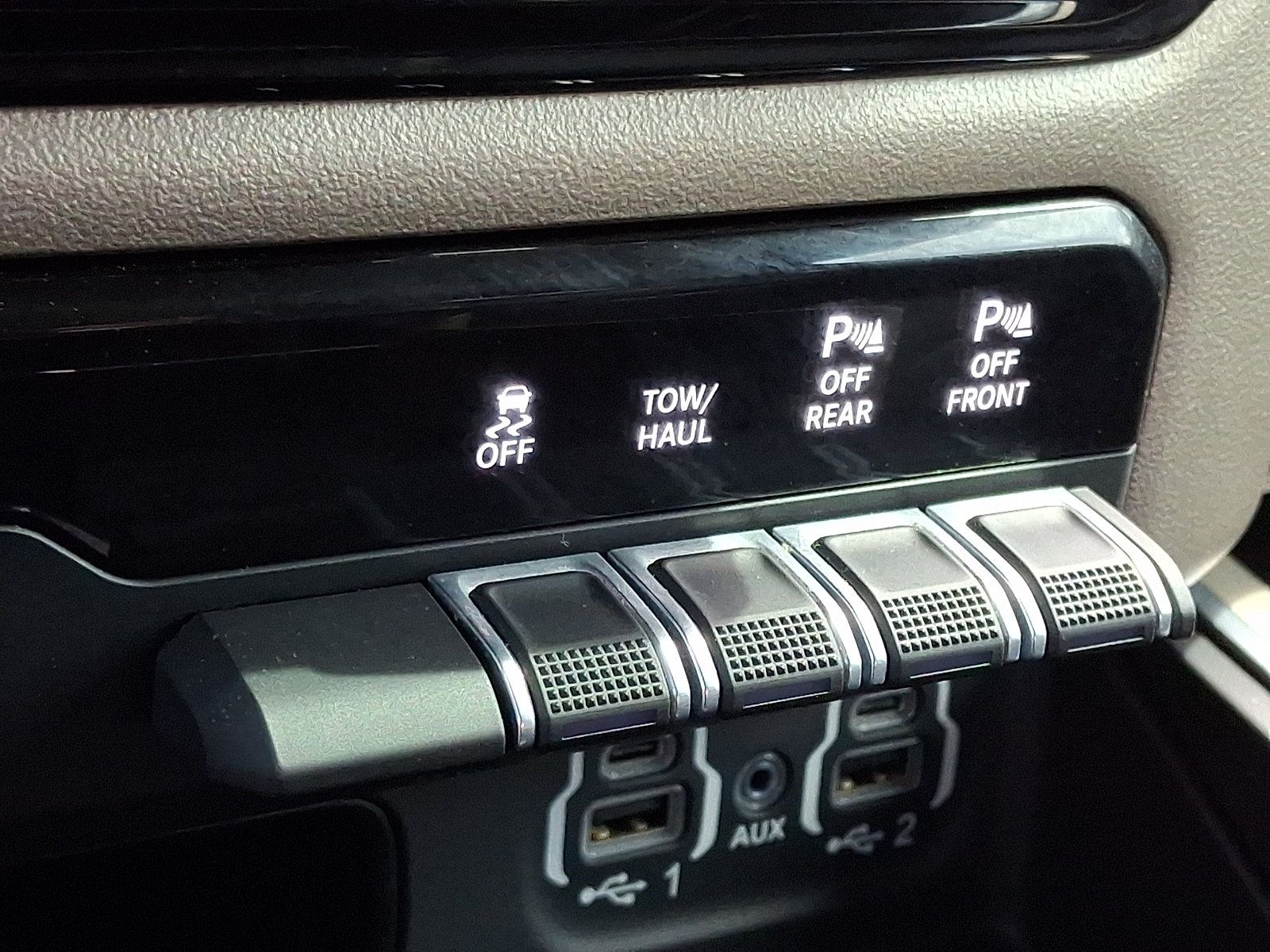 Used 2022 RAM 1500 Laramie AWD/4WD image 25