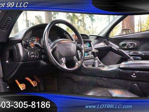 Used 1999 Chevrolet Corvette Convertible w/ Memory Pkg image 12
