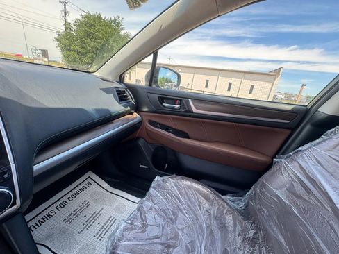 Used 2019 Subaru Outback 2.5i Touring w/ Popular Package #3A image 19