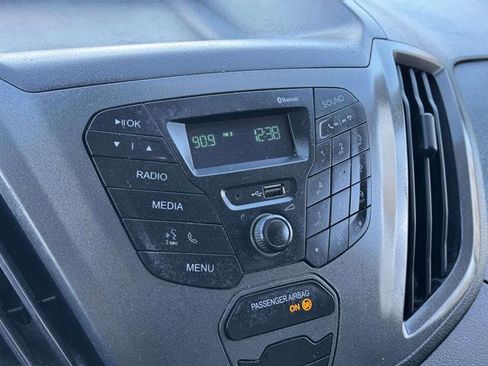 Used 2019 Ford Transit 250 130 Medium Roof image 19