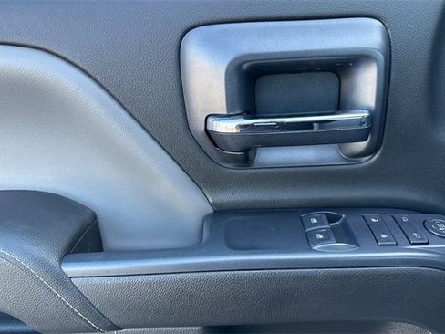 Used 2015 GMC Sierra 1500 2WD Regular Cab image 11