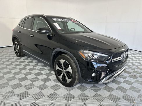 Used 2025 Mercedes-Benz GLA 250 image 2