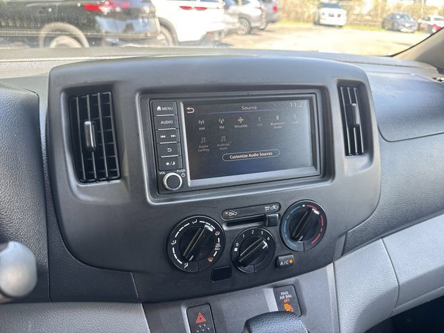 Used 2020 Nissan NV200 S FWD image 19