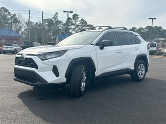 Used 2021 Toyota RAV4 LE video 2