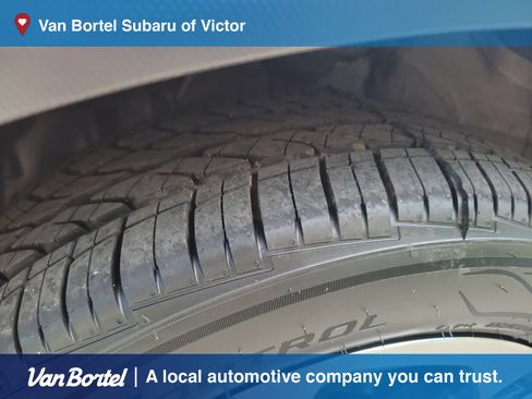 Certified 2023 Subaru Forester Touring AWD/4WD image 10