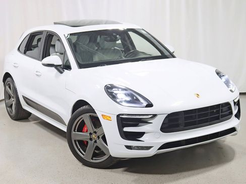 Used 2018 Porsche Macan GTS AWD/4WD image 7