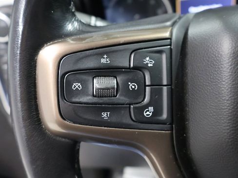 Used 2020 Chevrolet Silverado 1500 High Country w/ Technology Package image 33