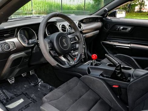 Used 2017 Ford Mustang Shelby GT350 w/ Electronics Package RWD image 4