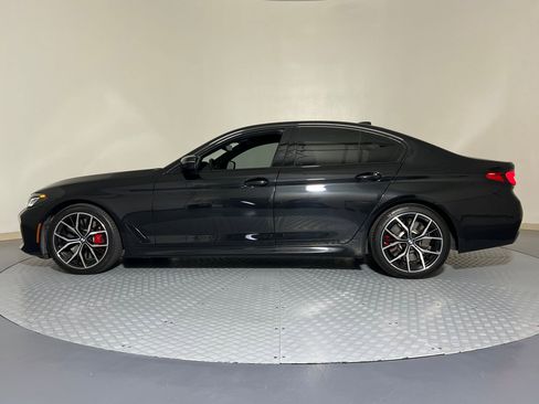 Used 2021 BMW 540i w/ M Sport Package image 2