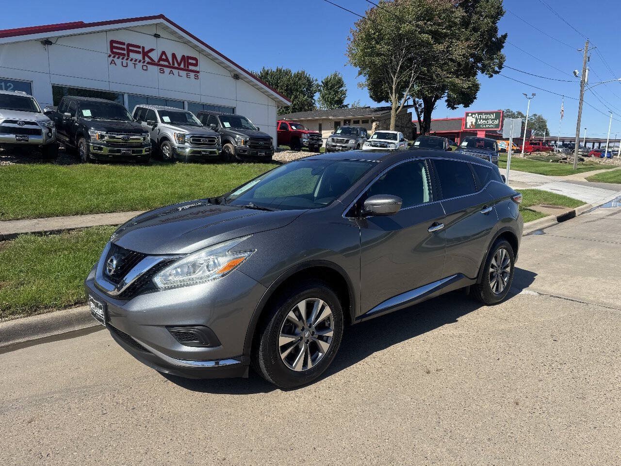 Used 2016 Nissan Murano S AWD/4WD image 1