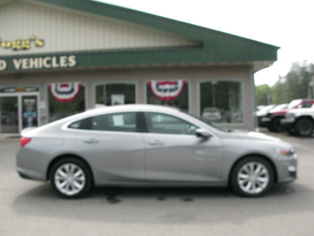 Used 2024 Chevrolet Malibu LT FWD image 3