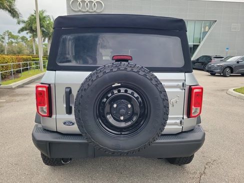 Used 2023 Ford Bronco Black Diamond image 6