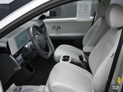 Used 2023 Hyundai Ioniq 5 Limited image 17