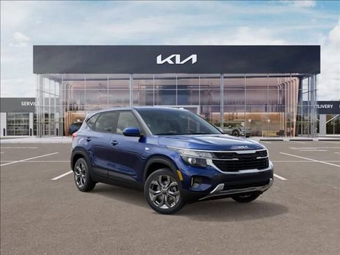 New 2026 Kia Seltos LX image 8