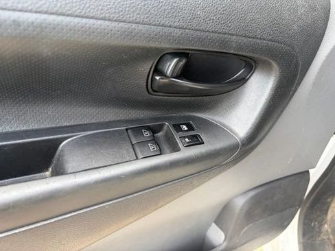 Used 2020 Nissan NV200 S FWD image 9