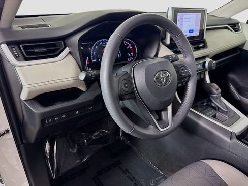 Certified 2023 Toyota RAV4 XLE w/ Convenience Package AWD/4WD image 19