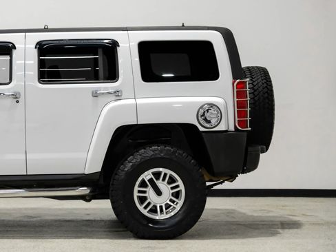 Used 2006 HUMMER H3 image 11