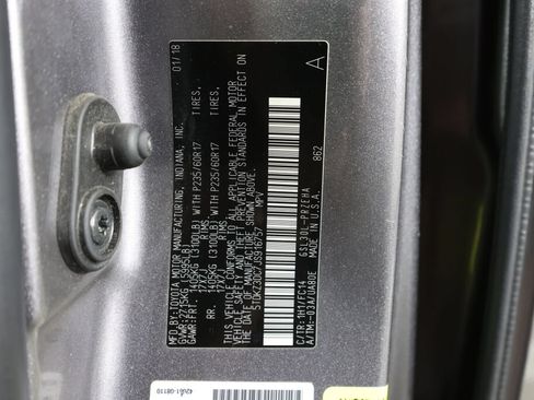 Used 2018 Toyota Sienna LE FWD image 34
