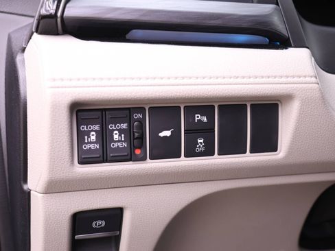 Certified 2026 Honda Odyssey Elite image 16