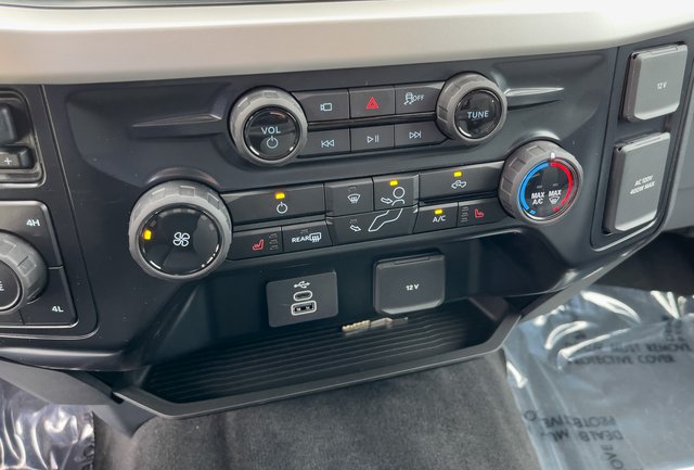 New 2026 Ford F250 XLT w/ XLT Premium Package AWD/4WD image 20
