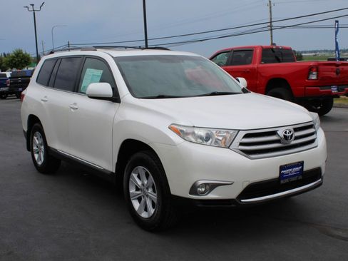 Used 2013 Toyota Highlander SE AWD/4WD image 8