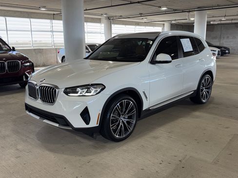 Used 2023 BMW X3 sDrive30i w/ Convenience Package image 4