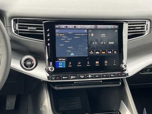 New 2026 Jeep Grand Wagoneer Limited image 17