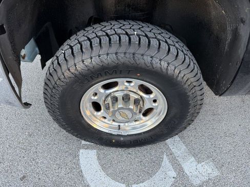 Used 2010 Chevrolet Silverado 2500 W/T image 13