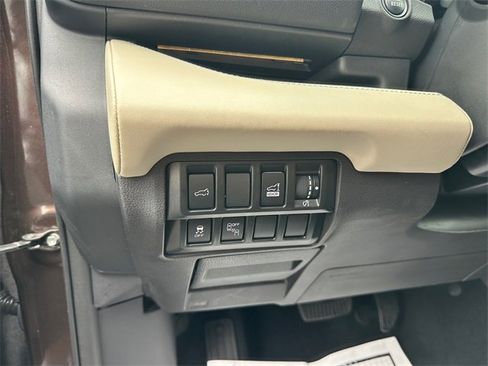 Used 2019 Subaru Ascent Touring w/ Popular Package #3 image 22