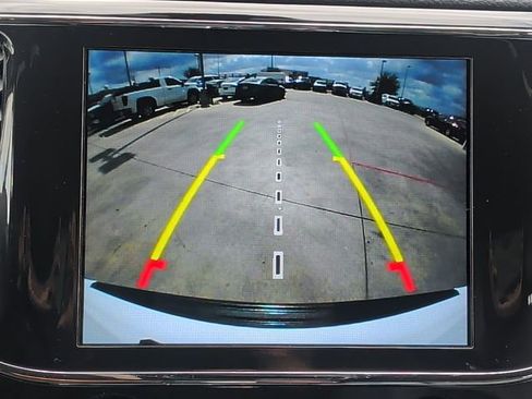 Used 2021 Jeep Grand Cherokee Laredo X image 9