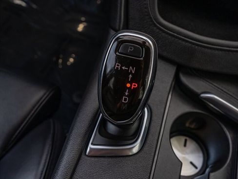 Used 2017 Cadillac XT5 Luxury w/ Driver Awareness Package image 19