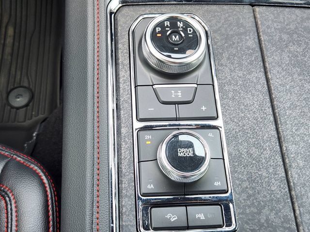 Used 2024 Ford Expedition Limited AWD/4WD image 22