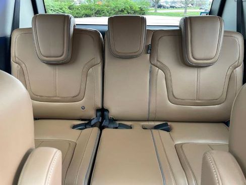 Certified 2025 INFINITI QX80 Sensory AWD/4WD image 13
