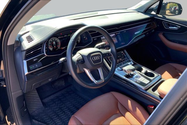 Used 2023 Audi Q7 3.0T Premium Plus AWD/4WD image 14