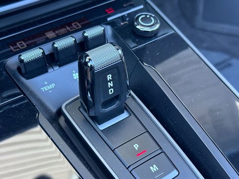 Used 2024 Porsche 911 Carrera S image 21