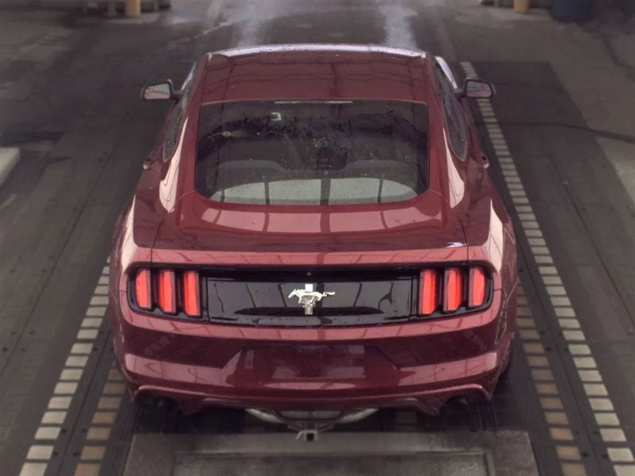Used 2016 Ford Mustang Coupe RWD image 6