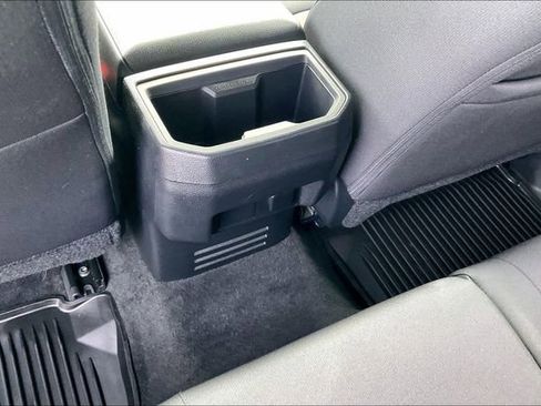 Used 2024 Toyota Tacoma SR image 34