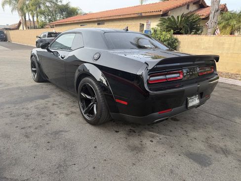 Used 2022 Dodge Challenger SRT Hellcat image 5