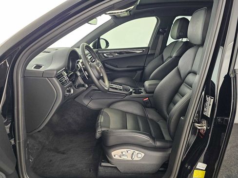 Used 2024 Porsche Macan S AWD/4WD image 20