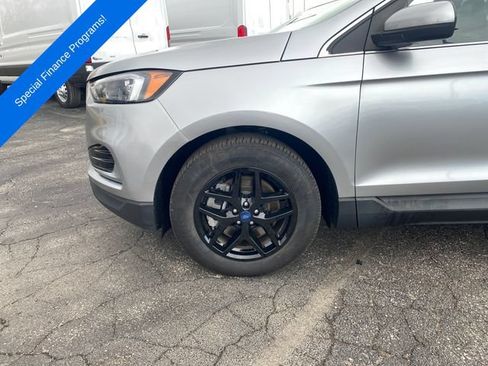 Used 2024 Ford Edge SEL AWD/4WD image 14