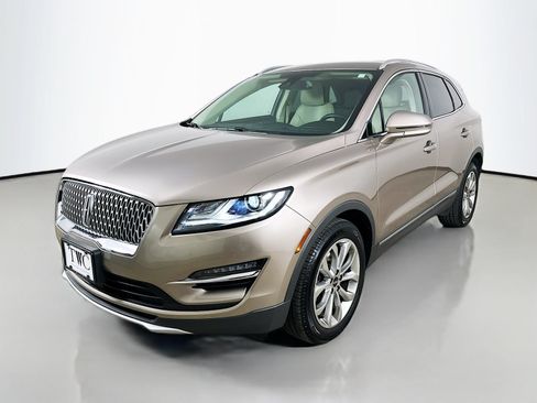 Used 2019 Lincoln MKC Select w/ Select Plus Package AWD/4WD image 1