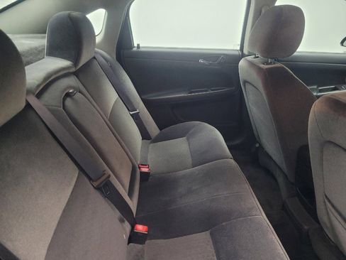 Used 2014 Chevrolet Impala LT w/ LT Sunroof Package image 19