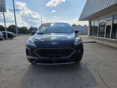 Used 2020 Ford Escape SE AWD/4WD image 2