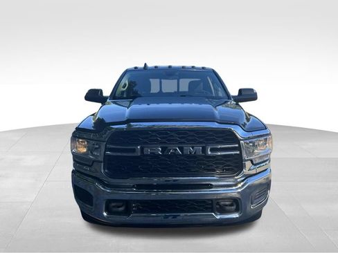 Used 2019 RAM 2500 Tradesman AWD/4WD image 9