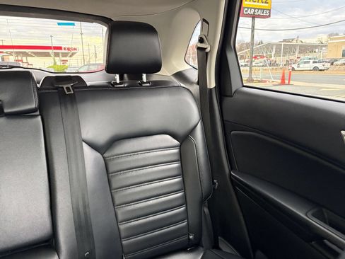 Used 2024 Ford Edge SEL AWD/4WD image 32