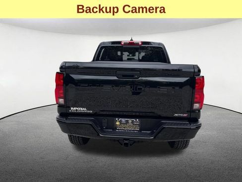 Used 2024 Chevrolet Colorado ZR2 AWD/4WD image 11