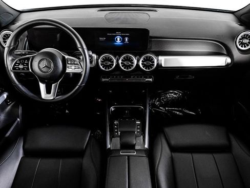 Used 2023 Mercedes-Benz EQB 250+ image 10